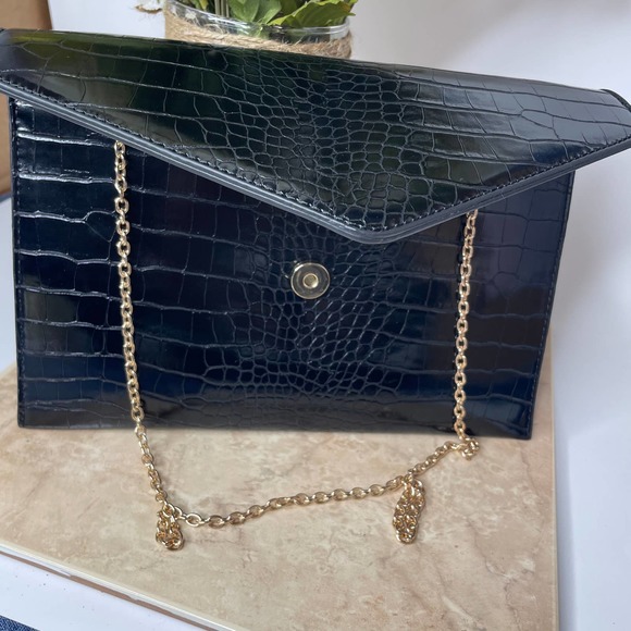 BP Envelope Clutch/ Over the Shoulder - Picture 2 of 4